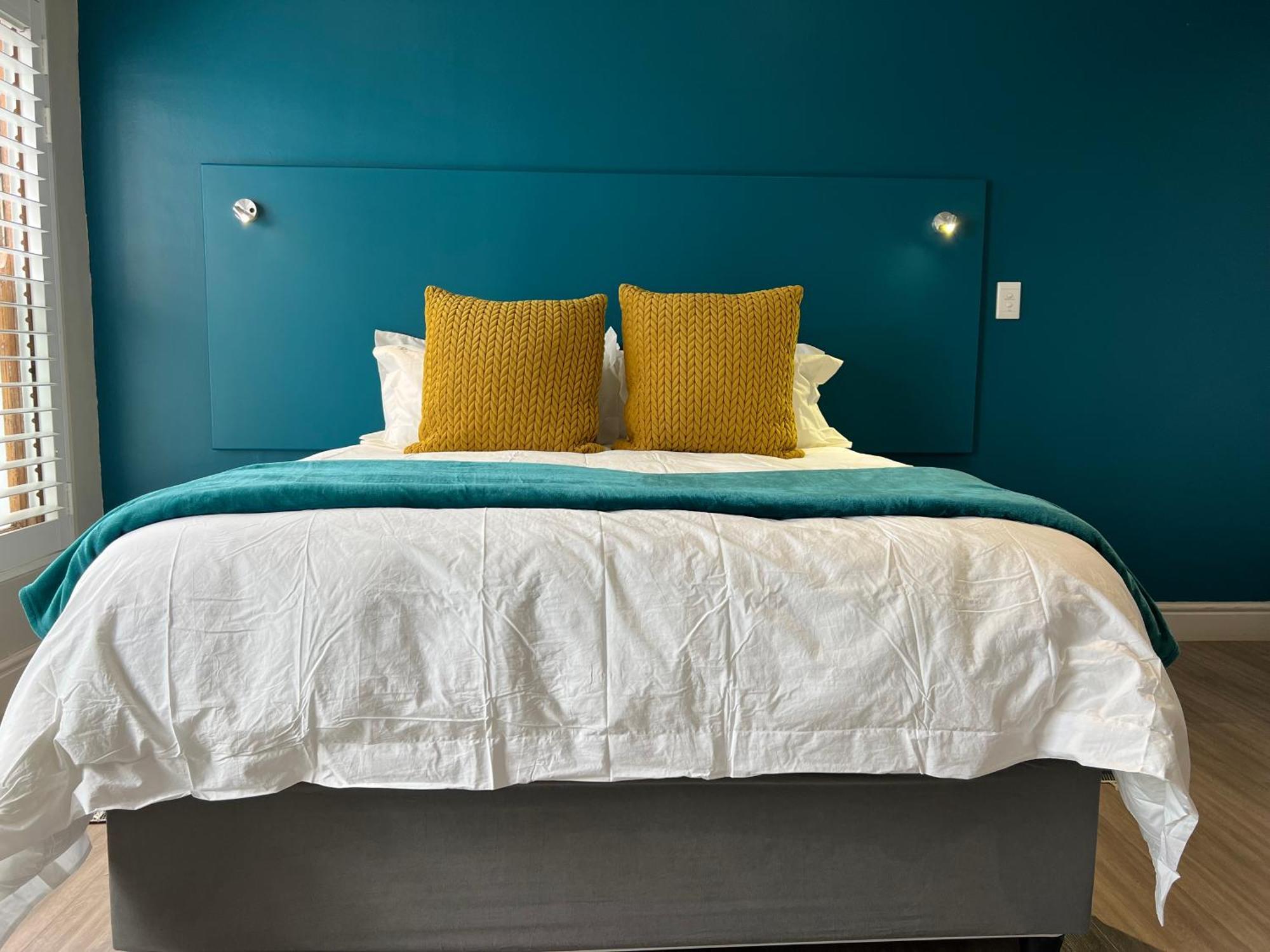 Hermanus Waterfront Apartment No 17 Bagian luar foto