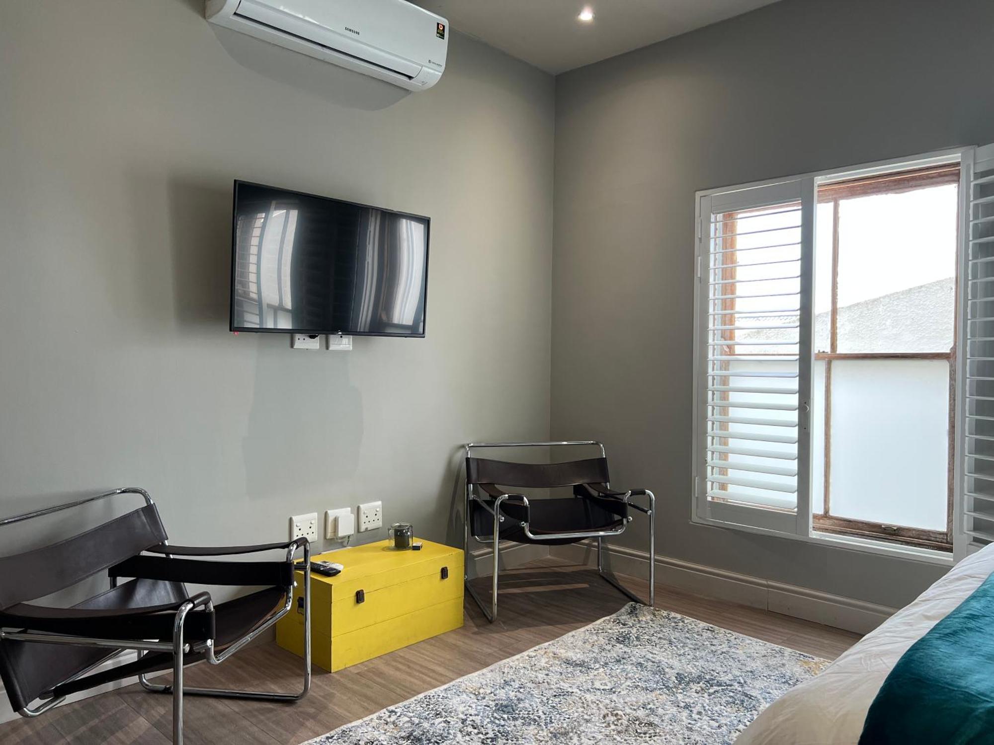 Hermanus Waterfront Apartment No 17 Bagian luar foto